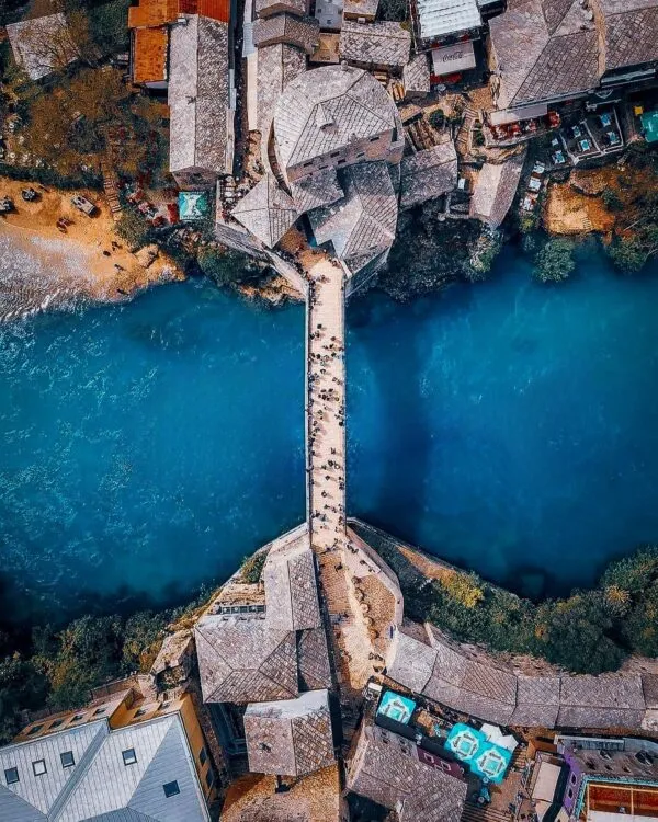 Brug in Mostar, Bosnië en Herzegovina